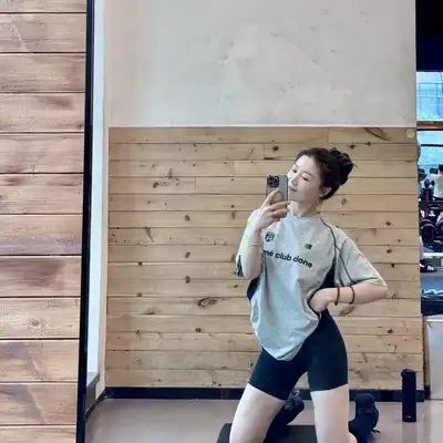 常芳